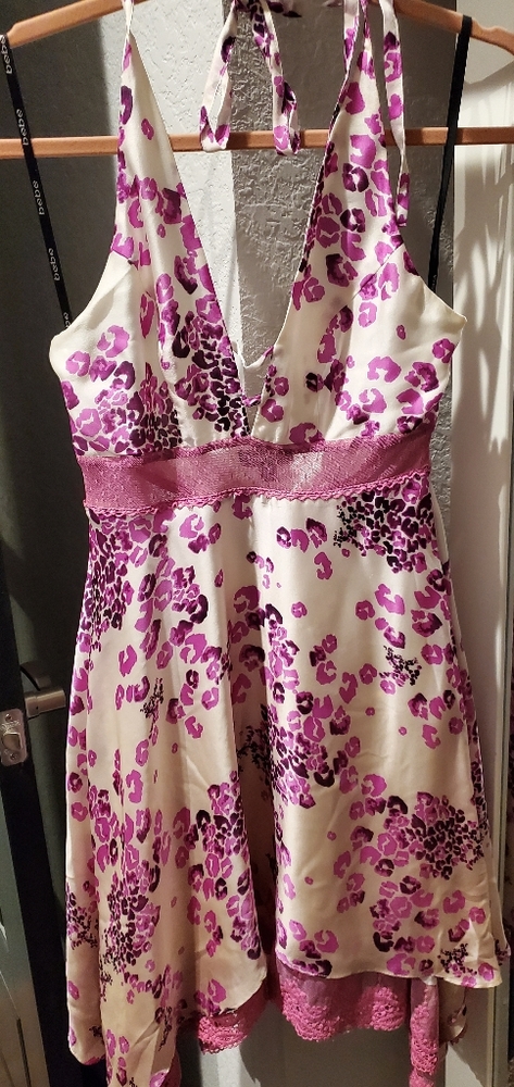 Sexy Romantic BEBE low bare lace halter dress XS